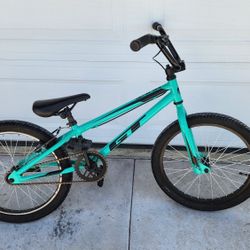 GT Berm BMX Bike