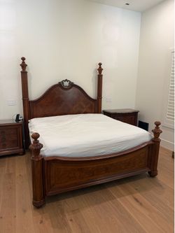 Thomasville bedroom set