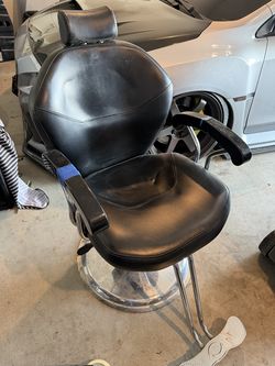 Barber chair