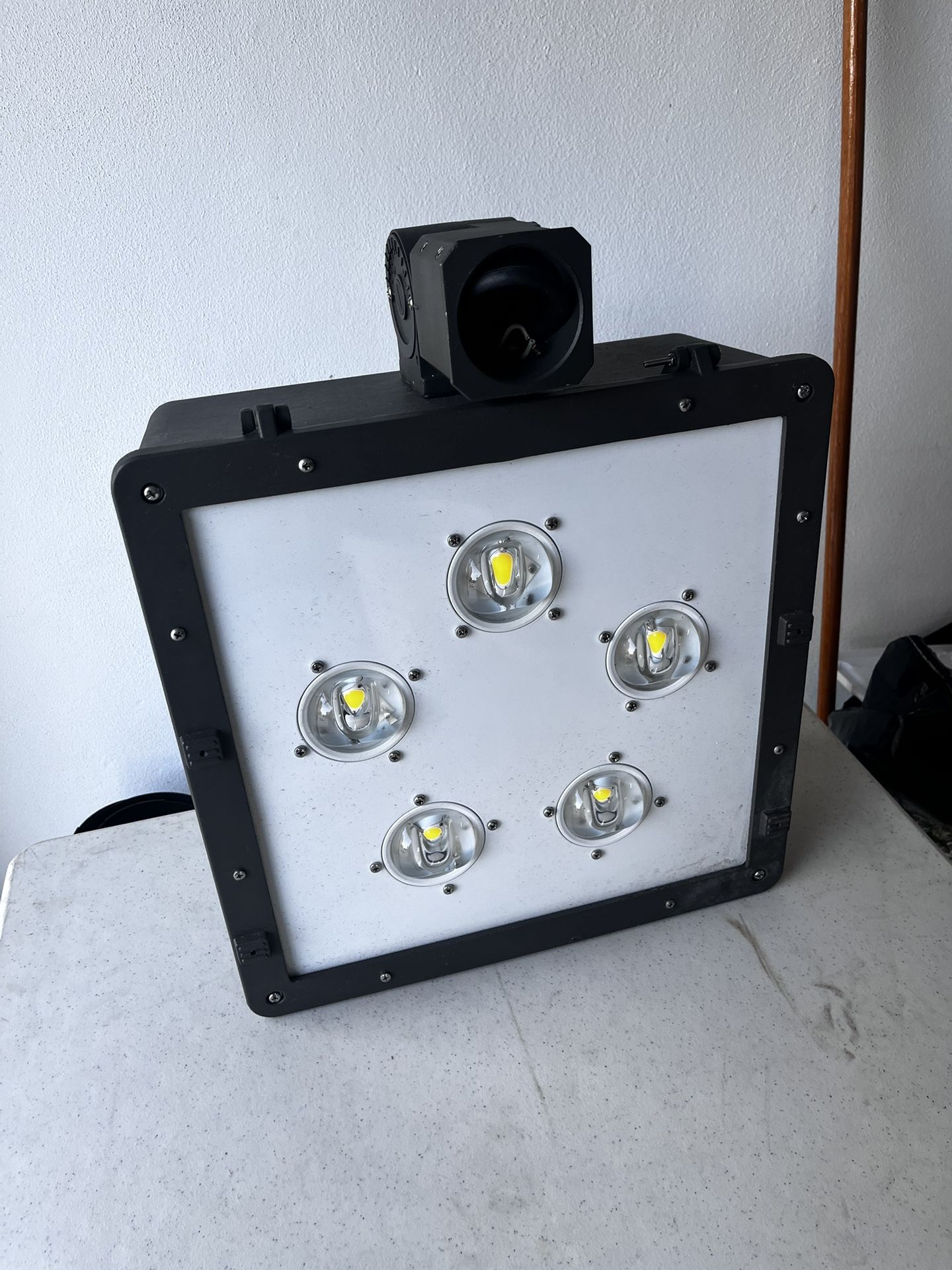 Large Post Light