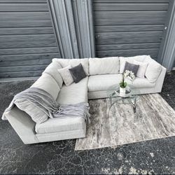 *Free Delivery* Ashley Furniture Light Gray Sectional