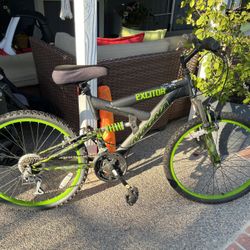 Black Magna Bike 24inch