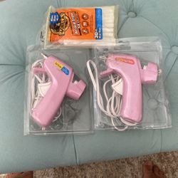 2 Mini Hot Glue Gun with Sticks - arts/crafts
