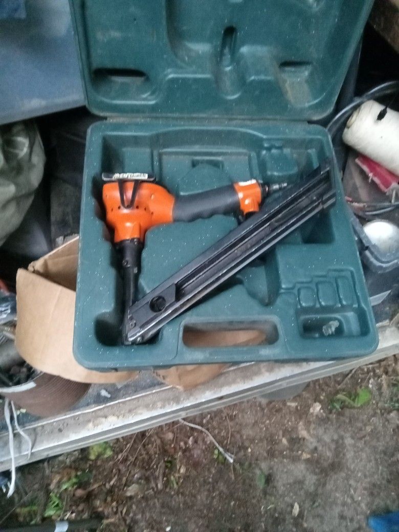 Joice Hanger Gun