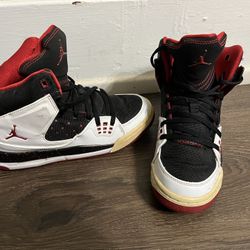 Air Jordan Shoes Sz 6Y