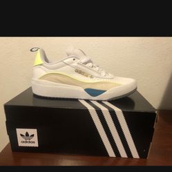 Adidas Originals Shoes Size 11.5 Men’s