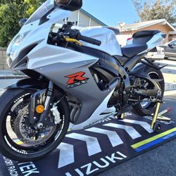 2015 SUZUKI GSXR600 