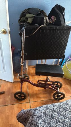 Knee scooter
