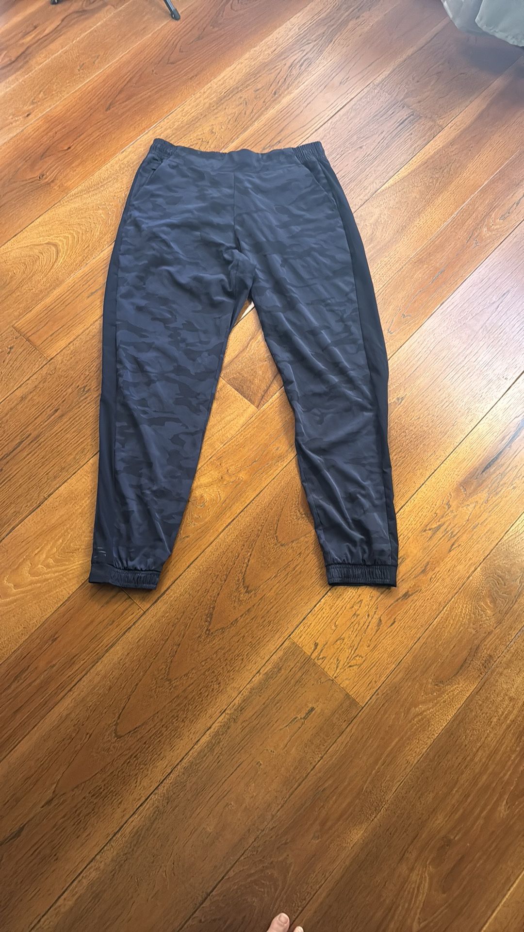 Athleta Brooklyn Textured Jogger Camo