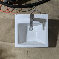 Small Wall Mount Sink