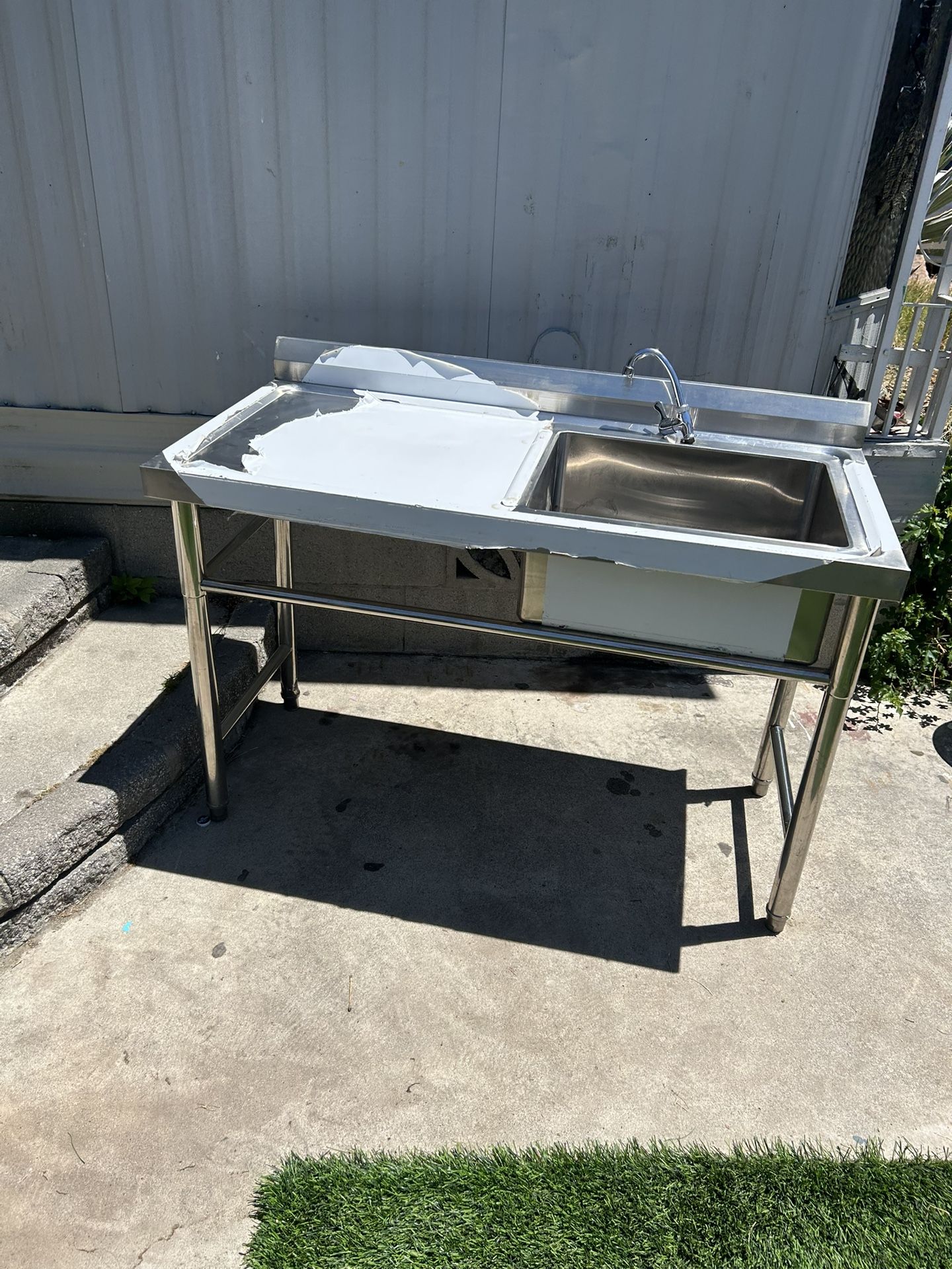 Commercial Sink (Brand New)