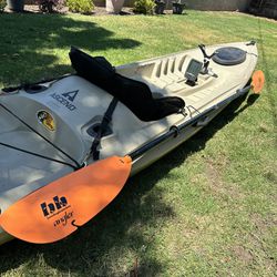 Kayak-Ascend FS12T Sit On Top Fishing for Sale in Long Beach, CA
