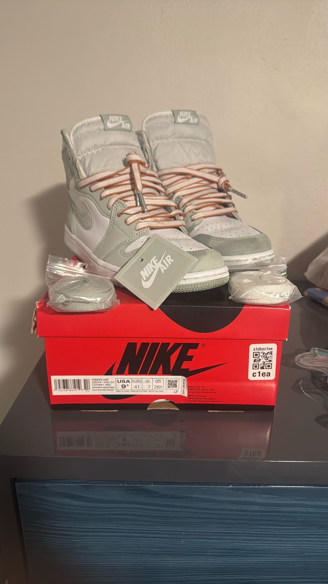 Seafoam Jordan 1 High OG 8men