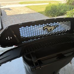 Top And Bottom Grill 