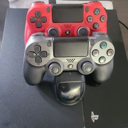 PS4 With 2 Controller 