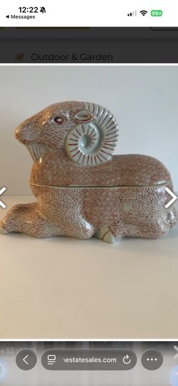 Asian Egyptian Aries RAM JEWELRY TRINKET BOMBAY COMPANY CANDY BOX $45.  Resembles Herend England Porcelain.  OR, Gold Metal Leopard Boxes 2 For $45.  