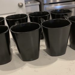 Moonlight Oneida Stoneware 8 Black Mugs Included | New Unused…