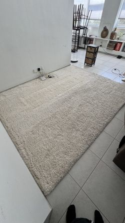 Rooms To Go California Shag 8’ X 10’ Ivory Rug