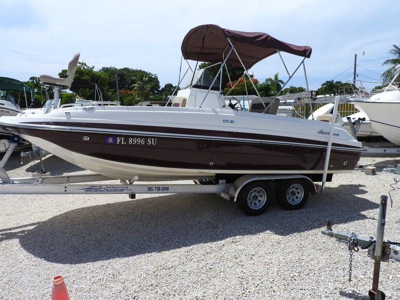 2019 Hurricane Deck Boat 211cc. 165hrs