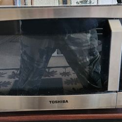 Toshiba Microwave 