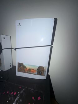 Sony PlayStation 5 Slim Console (Disc version )