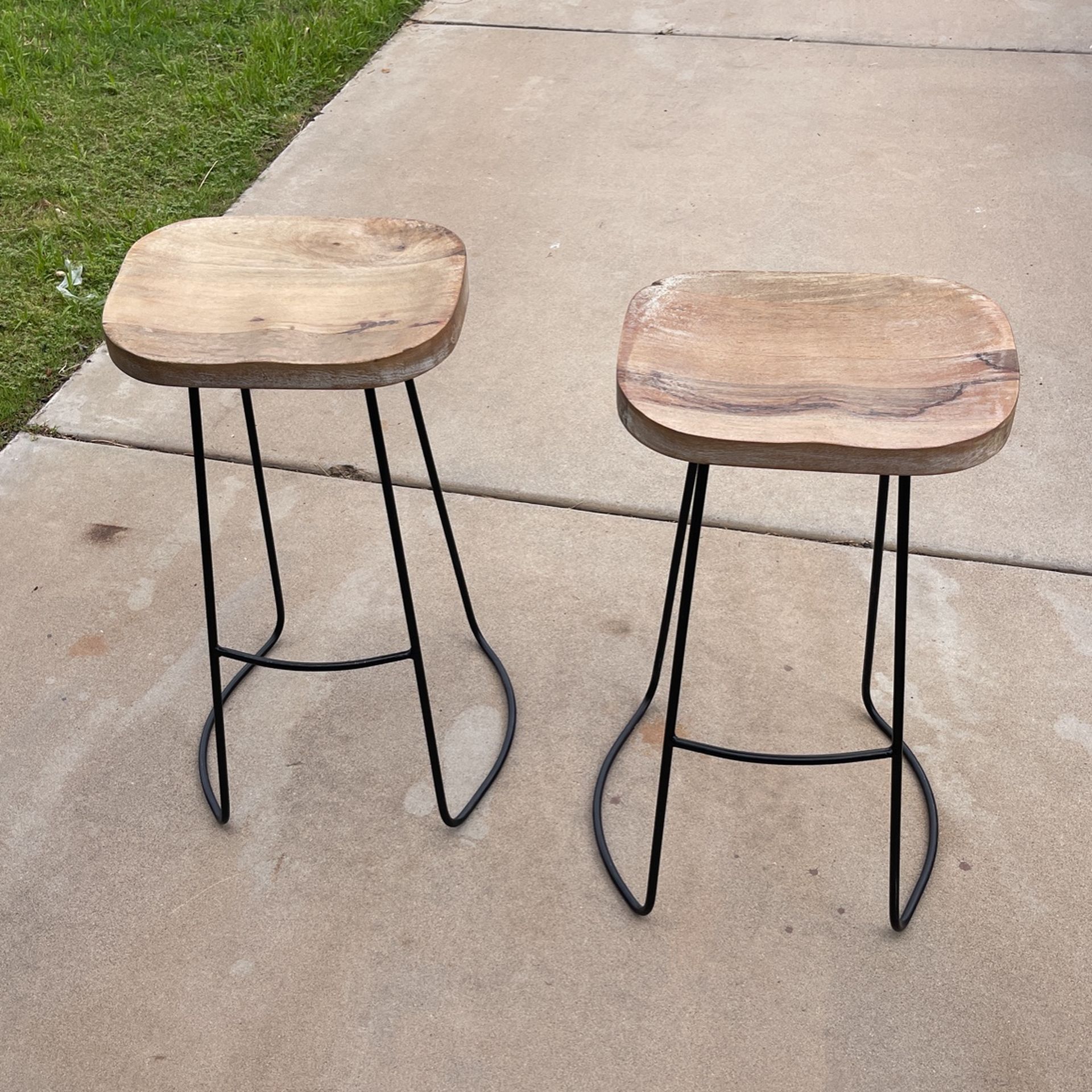Saddle Bar Stools x2