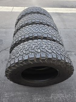 37x12.50. R20.  Bf Goodrich 