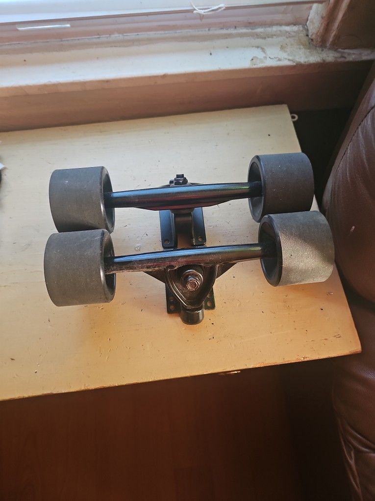 70mm Longboard Trucks W/ Wheels