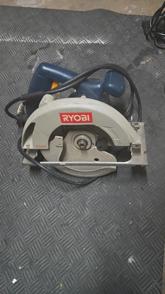 Skill Saw
