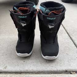 Women’s Snowboard Boots 6.5