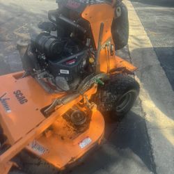 Dos scags vride1 una con motor nuevo for 730 tune up lista