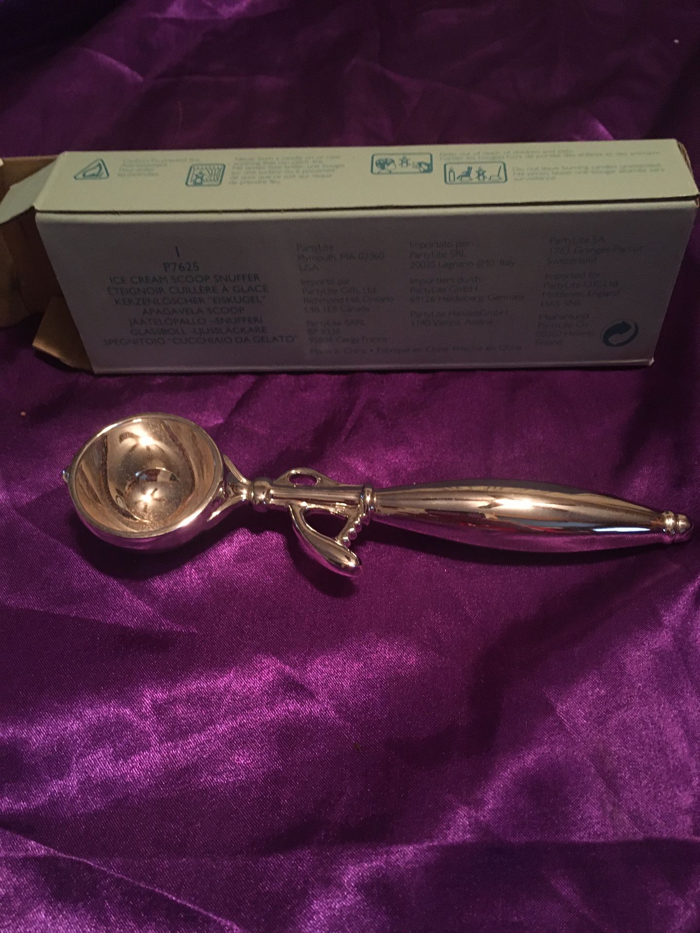 Partylite Ice Cream Scoop Snuffer