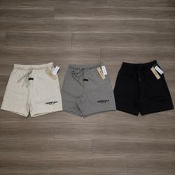 Essentials Shorts