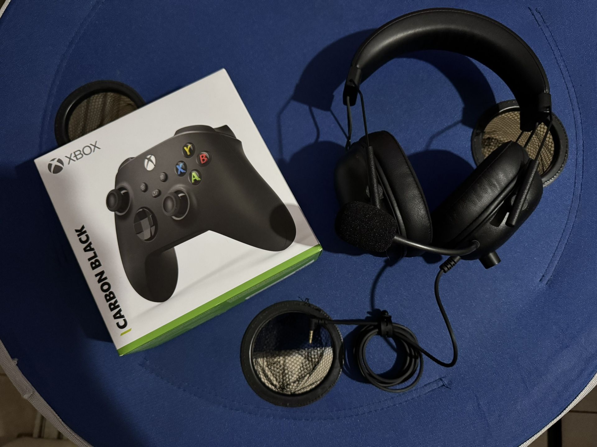 Xbox Series X/S Controller & Razer Gaming Headset !