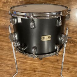 Drum Set Snare, TAMA SLP 10x14 mint $200