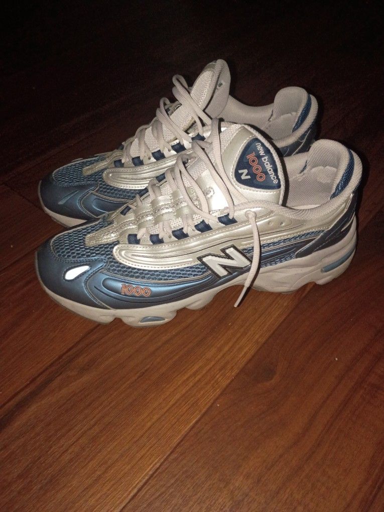 Men's Size 11.5 NEW BALANCE 