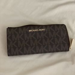 Micheal Kors Wallet 
