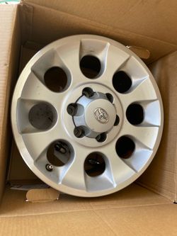 Toyota 4Runner OEM 17 wheels