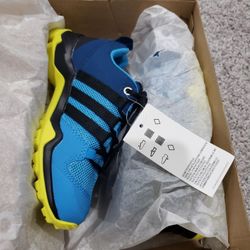 kids Shoes adidas Terrex - Size 12K (NEW!)