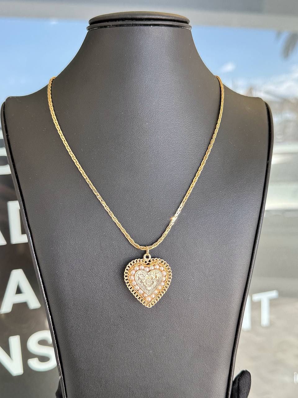 Vintage 14k gold locket pearls heart flower GCJ solid George Carter Jessop with 14k yellow gold chain Total weight: 15.7 grams (9.3 grams - chain, 6.