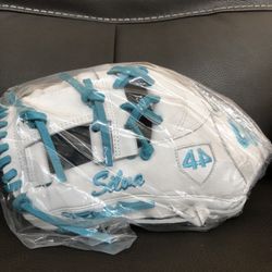 Baseball Glove: 44 pro Speed Custom 11.75 inch glove