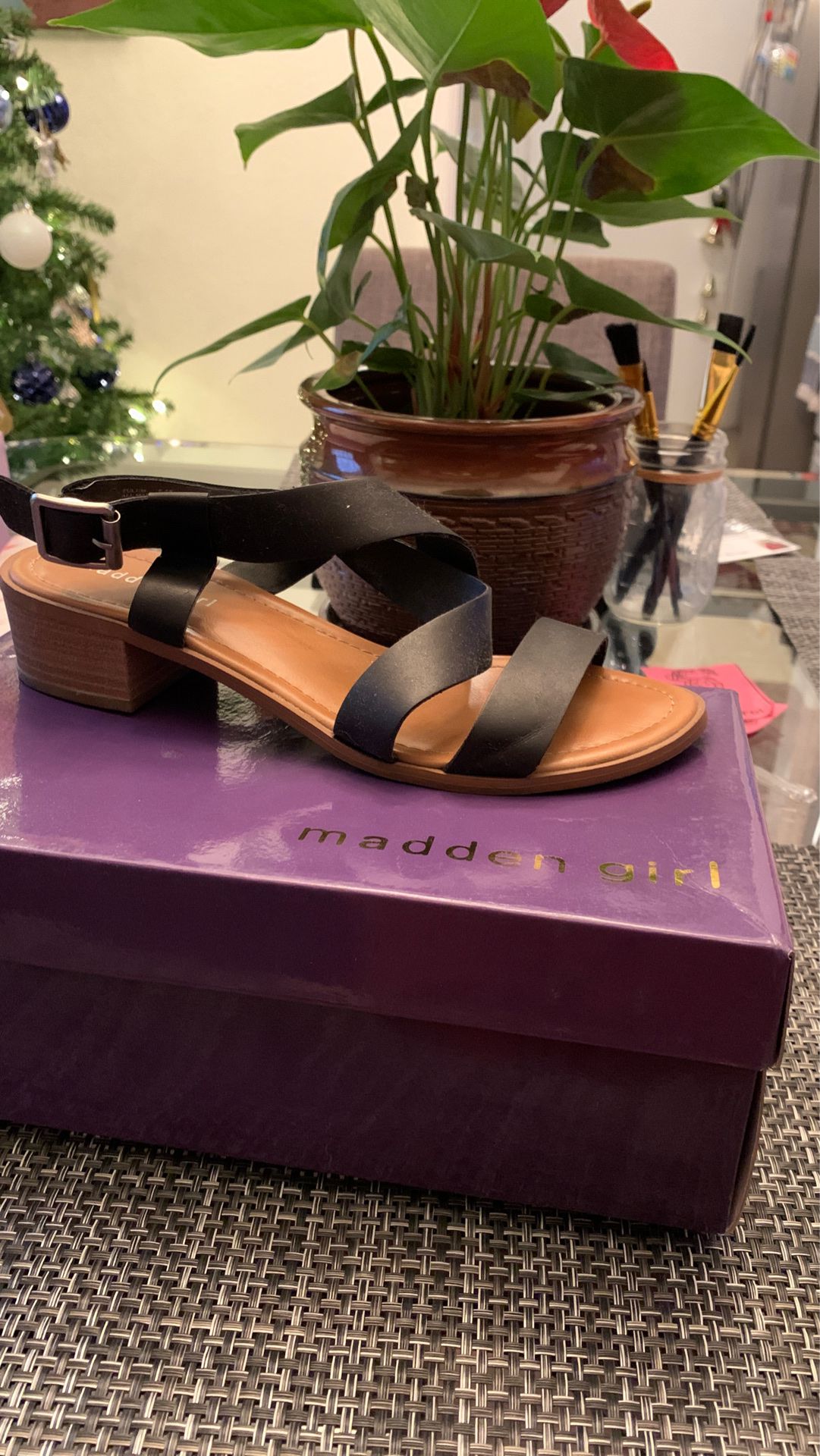 Madden girl sandals