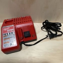 Milwaukee 48-59-1812 M18/ M12 Multi-Voltage Charger 