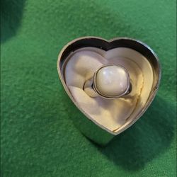 Alabaster Ring  Size 9/10