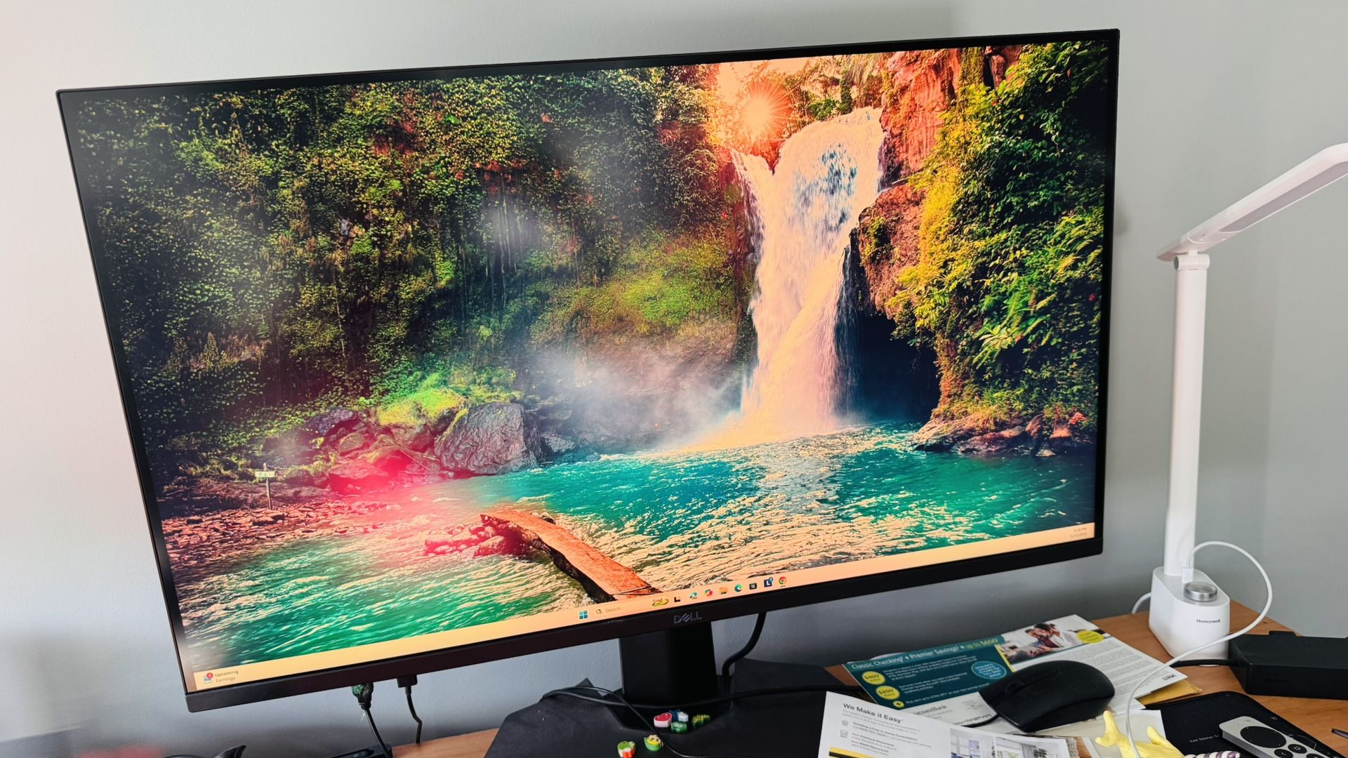 Dell G3223Q Gaming Monitor - 32-Inch 4K Ultra UHD (3840x2160), 144Hz 1Ms