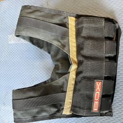 2 Vest 25lb And 100lb