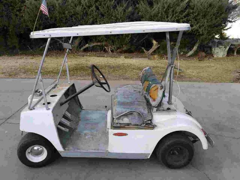 Caroche Club Car Pre-1974 Golf Cart