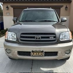 2004 Toyota Sequoia 