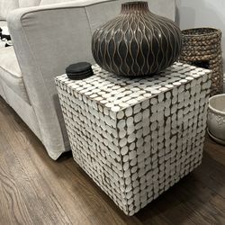 ✨ Textured Wood Slice Cube Side Table – 16.5” Square – Boho/Organic Modern ✨