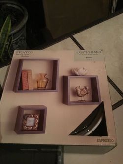 Set of 3 cube Shelves